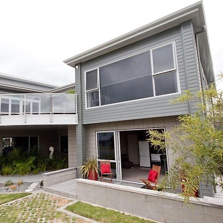 Bay Breeze Accommodation Cooks Beach Extérieur photo