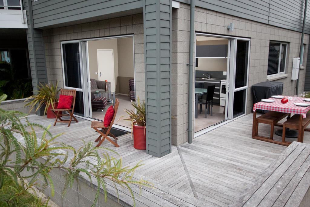 Bay Breeze Accommodation Cooks Beach Extérieur photo